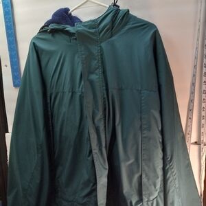 L.L. Bean Insulated Green XL Long Sleeves Hooded Pouch Front Pocket Jacket Coat